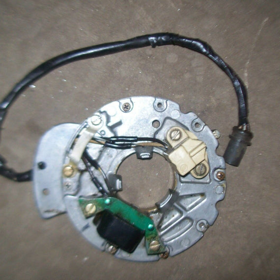 Evinrude Johnson OMC Stator Ignition Plate Coil Assembly 582019