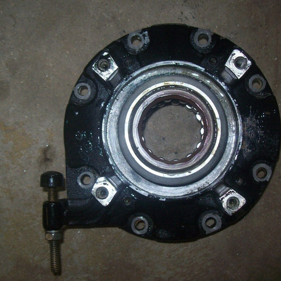Evinrude Johnson OMC Upper Crankshaft Cap and Bearings Outboard Boat Motor