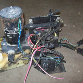 Force L Drive 120hp Power Trim Pump and Relays Bayliner