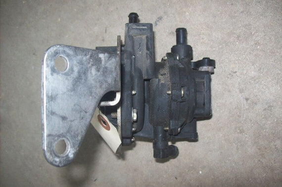 Evinrude Johnson OMC VRO Pump Boat Motor #39